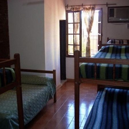 El Guembe Hostel House ปูแอร์โตอีกวาซู ภายนอก รูปภาพ