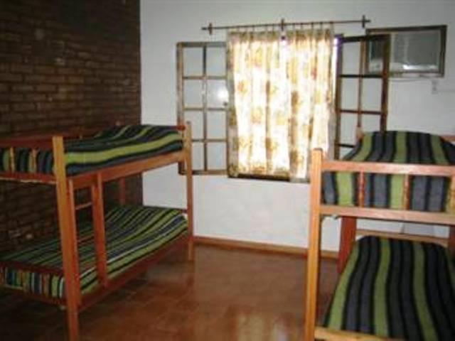 El Guembe Hostel House ปูแอร์โตอีกวาซู ห้อง รูปภาพ
